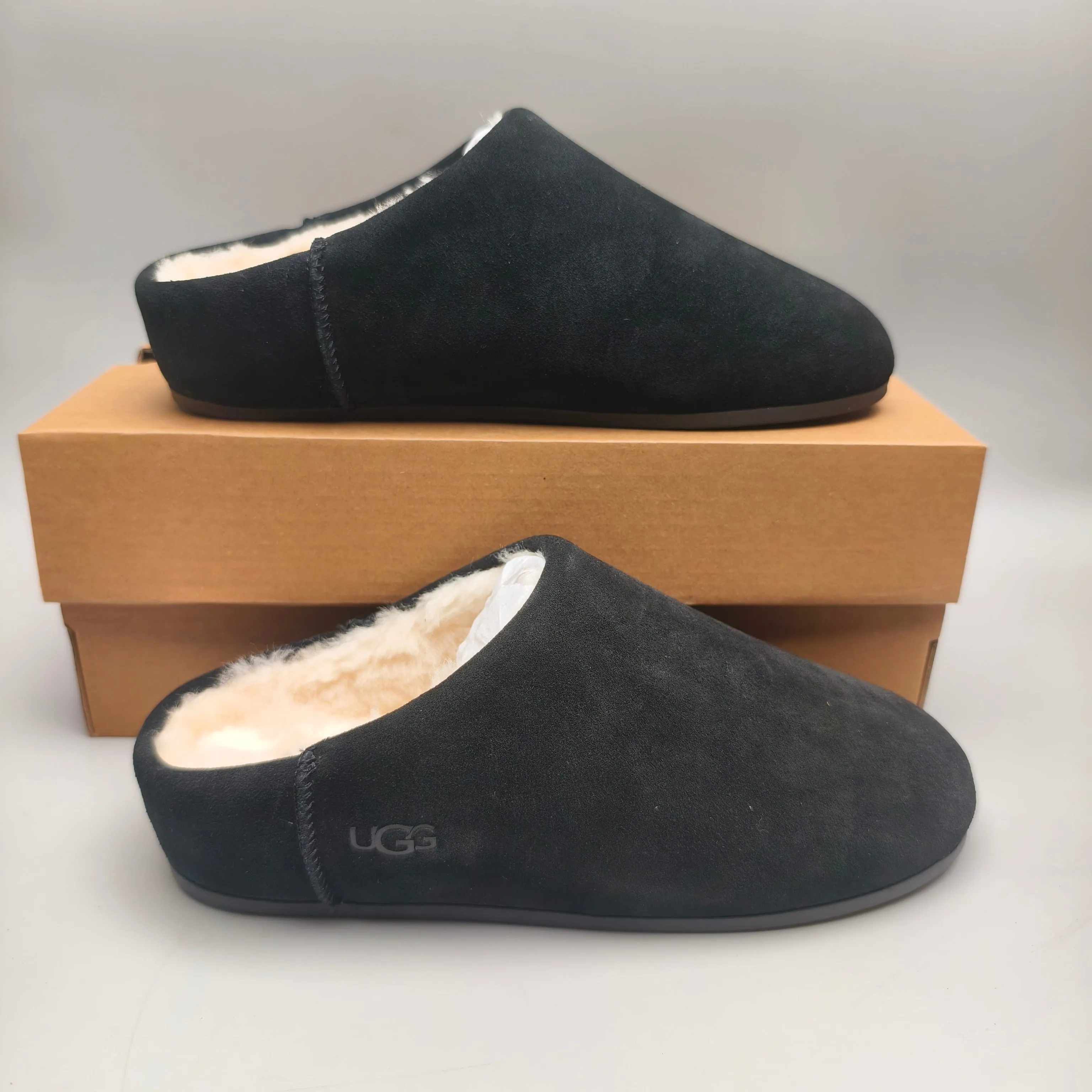 💰440 UGG sheepskin all-in-one snow boots 1390 home slip-on casual shoes Color: Maroon Black Sand Green Matching Size: 35-40